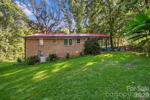 3115 10th Ave NE, Conover, NC 28613 - Photo 2