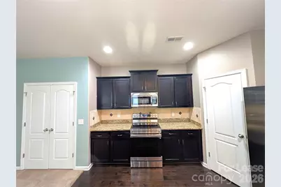 9223 Avery Meadows Drive, Charlotte, NC 28216 - Photo 4