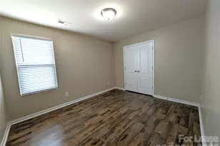 9223 Avery Meadows Dr, Charlotte, NC 28216 - Photo 22