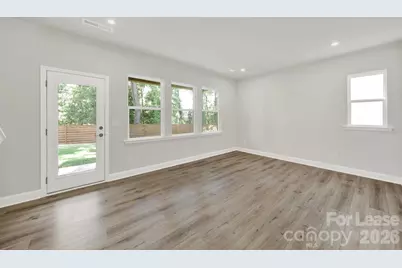 8004 Cedarsmith Court, Charlotte, NC 28217 - Photo 4