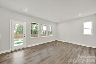 8004 Cedarsmith Ct, Charlotte, NC 28217 - Photo 4