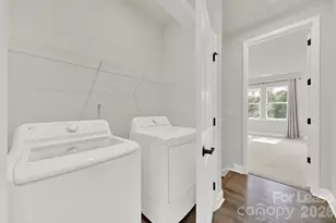 8004 Cedarsmith Ct, Charlotte, NC 28217 - Photo 16