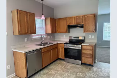 8817 Elkins Park Drive, Matthews, NC 28105 - Photo 6