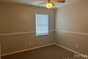 8817 Elkins Park Dr, Matthews, NC 28105 - Photo 16