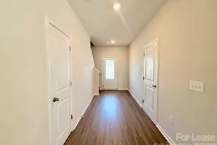 6200 Lowe Ln, Charlotte, NC 28214 - Photo 4