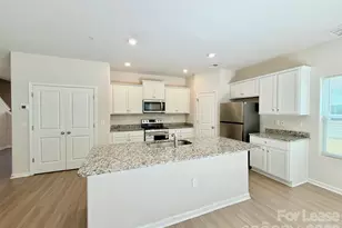 6200 Lowe Ln, Charlotte, NC 28214 - Photo 6