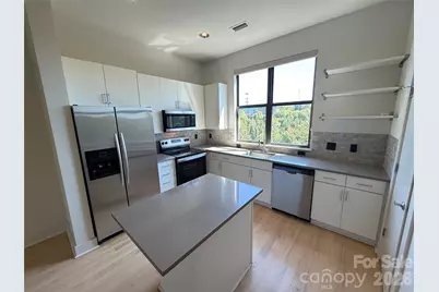 542 N McDowell Street, Charlotte, NC 28204 - Photo 2