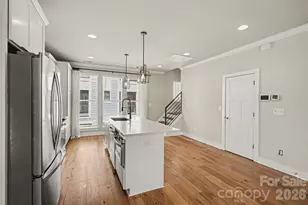 1571 Duckworth Ave, Charlotte, NC 28208 - Photo 6