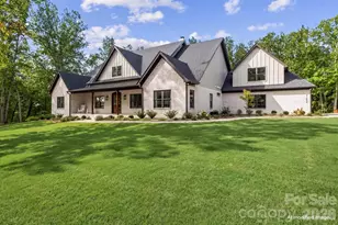 21856 Farmridge Ln, Oakboro, NC 28129 - Photo 2
