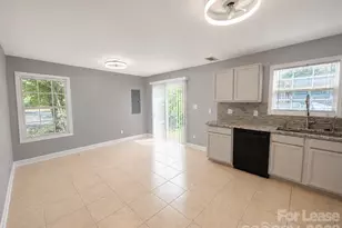 4653 Perkins Rd, Charlotte, NC 28269 - Photo 10