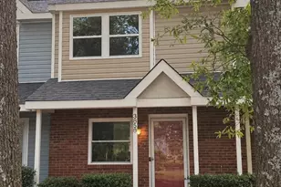 3858 Mosscroft Ln, Charlotte, NC 28215 - Photo 1