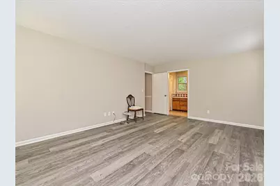11200 Walking Horse Lane, Charlotte, NC 28215 - Photo 24