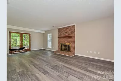 11200 Walking Horse Lane, Charlotte, NC 28215 - Photo 8