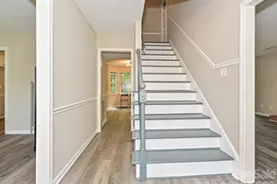 11200 Walking Horse Ln, Charlotte, NC 28215 - Photo 6
