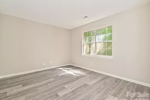 11200 Walking Horse Ln, Charlotte, NC 28215 - Photo 26
