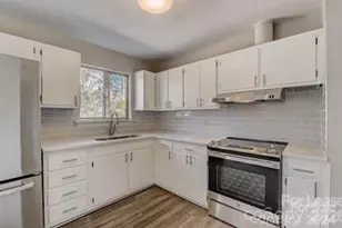 5707 Snow White Ln, Charlotte, NC 28213 - Photo 6