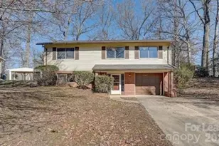 5707 Snow White Ln, Charlotte, NC 28213 - Photo 1