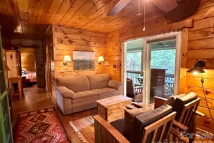 548 Bear Cub Dr, Spruce Pine, NC 28777 - Photo 4