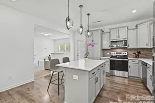 5125 Arbordale Wy, Mount Holly, NC 28120 - Photo 6