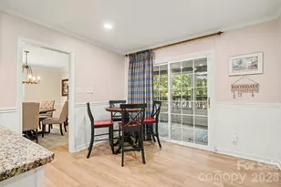 7507 Red Oak Ln, Charlotte, NC 28226 - Photo 16
