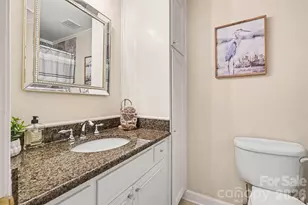 7507 Red Oak Ln, Charlotte, NC 28226 - Photo 22