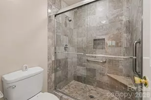 7507 Red Oak Ln, Charlotte, NC 28226 - Photo 20
