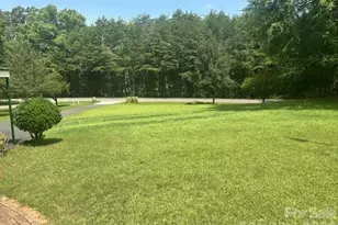 5241 Golden Pond Dr, York, SC 29745 - Photo 4
