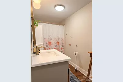 522 19th Street SW, Hickory, NC 28602 - Photo 14