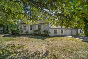 1011 Holland Ave, Gastonia, NC 28052 - Photo 1