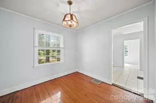 1011 Holland Ave, Gastonia, NC 28052 - Photo 4