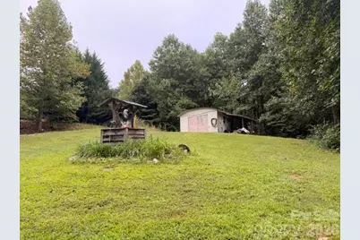 196 Austin Drive, Marion, NC 28752 - Photo 4