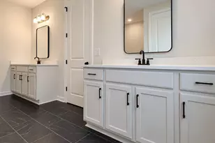 812 E 19th St, Charlotte, NC 28205 - Photo 38