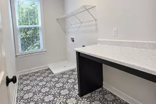 812 E 19th St, Charlotte, NC 28205 - Photo 32