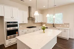 812 E 19th St, Charlotte, NC 28205 - Photo 16