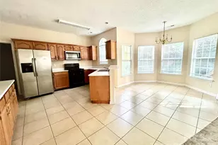 10514 Old Bridge Ln, Charlotte, NC 28269 - Photo 8