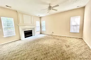 10514 Old Bridge Ln, Charlotte, NC 28269 - Photo 6