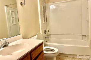 10514 Old Bridge Ln, Charlotte, NC 28269 - Photo 22