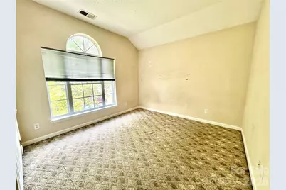 10514 Old Bridge Lane, Charlotte, NC 28269 - Photo 18