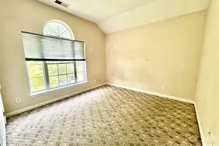 10514 Old Bridge Ln, Charlotte, NC 28269 - Photo 18