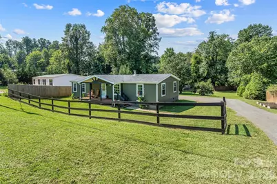 2495 Piney Road, Morganton, NC 28655 - Photo 2