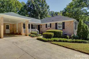 5217 Londonderry Rd, Charlotte, NC 28210 - Photo 2