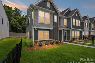 6605 Fire Lily Ln, Charlotte, NC 28216 - Photo 1