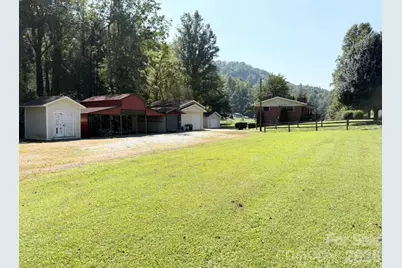 2985 Collettsville Road, Lenoir, NC 28645 - Photo 6