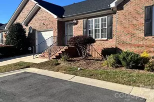 570 Queen Brogan Ct, Gastonia, NC 28054 - Photo 1