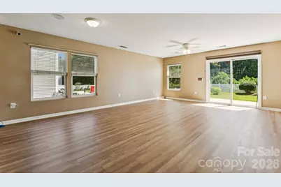 7628 Jenny Ann Drive, Charlotte, NC 28216 - Photo 4