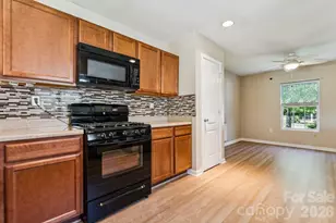 7628 Jenny Ann Drive, Charlotte, NC 28216 - Photo 8