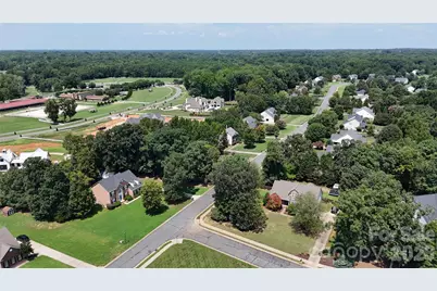 2107 Heath Lake Drive, Mint Hill, NC 28227 - Photo 4