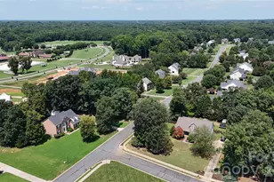 2107 Heath Lake Dr, Mint Hill, NC 28227 - Photo 4