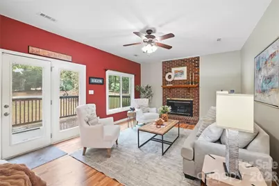 9114 Cameron Wood Drive, Charlotte, NC 28210 - Photo 10