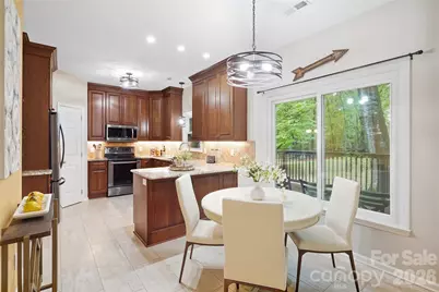 9114 Cameron Wood Drive, Charlotte, NC 28210 - Photo 14